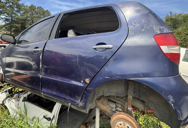 Repuestos de VW Fox por PARTES / REPUESTOS